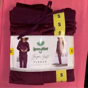 Honeydew Intimates Velour Lounge Set Matchin Longsleeve Jogger Wine Maroon Small